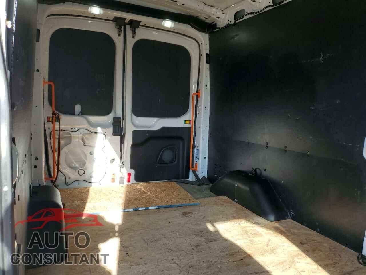 FORD TRANSIT 2019 - 1FTYE2CM0KKB67660