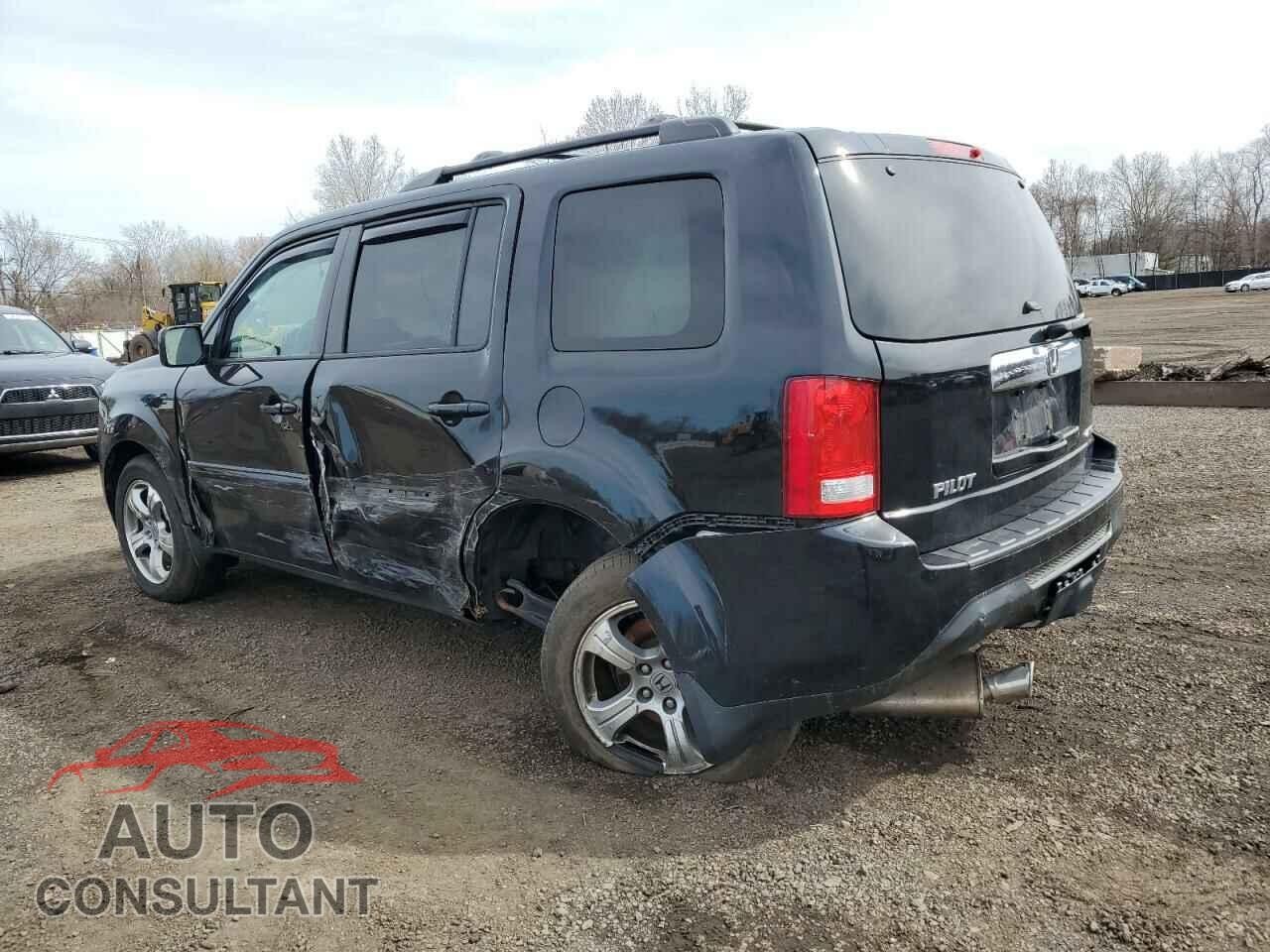 HONDA PILOT 2015 - 5FNYF4H41FB051517