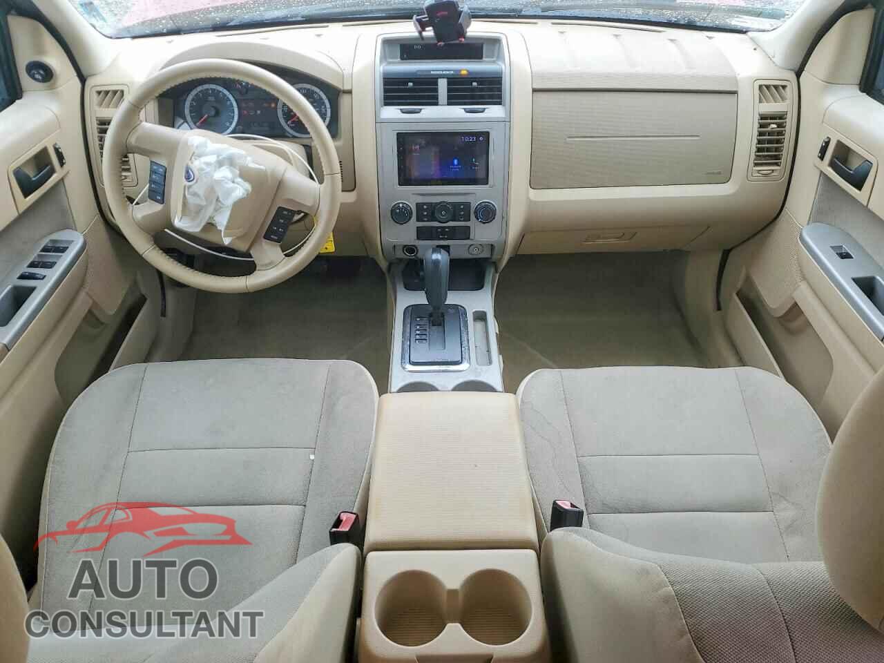 FORD ESCAPE 2011 - 1FMCU9D73BKB37272