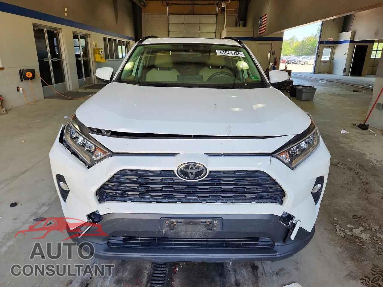 TOYOTA RAV4 2019 - JTMP1RFV8KD042981