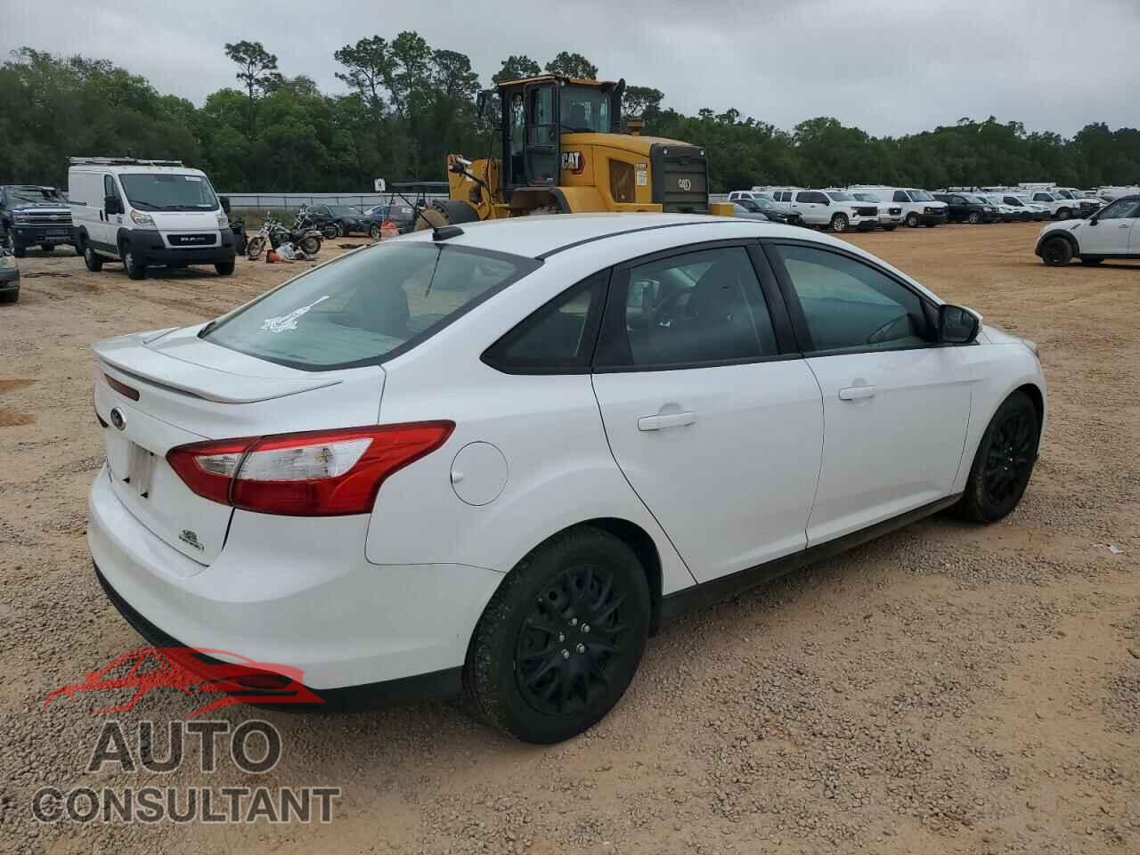 FORD FOCUS 2014 - 1FADP3F21EL462599