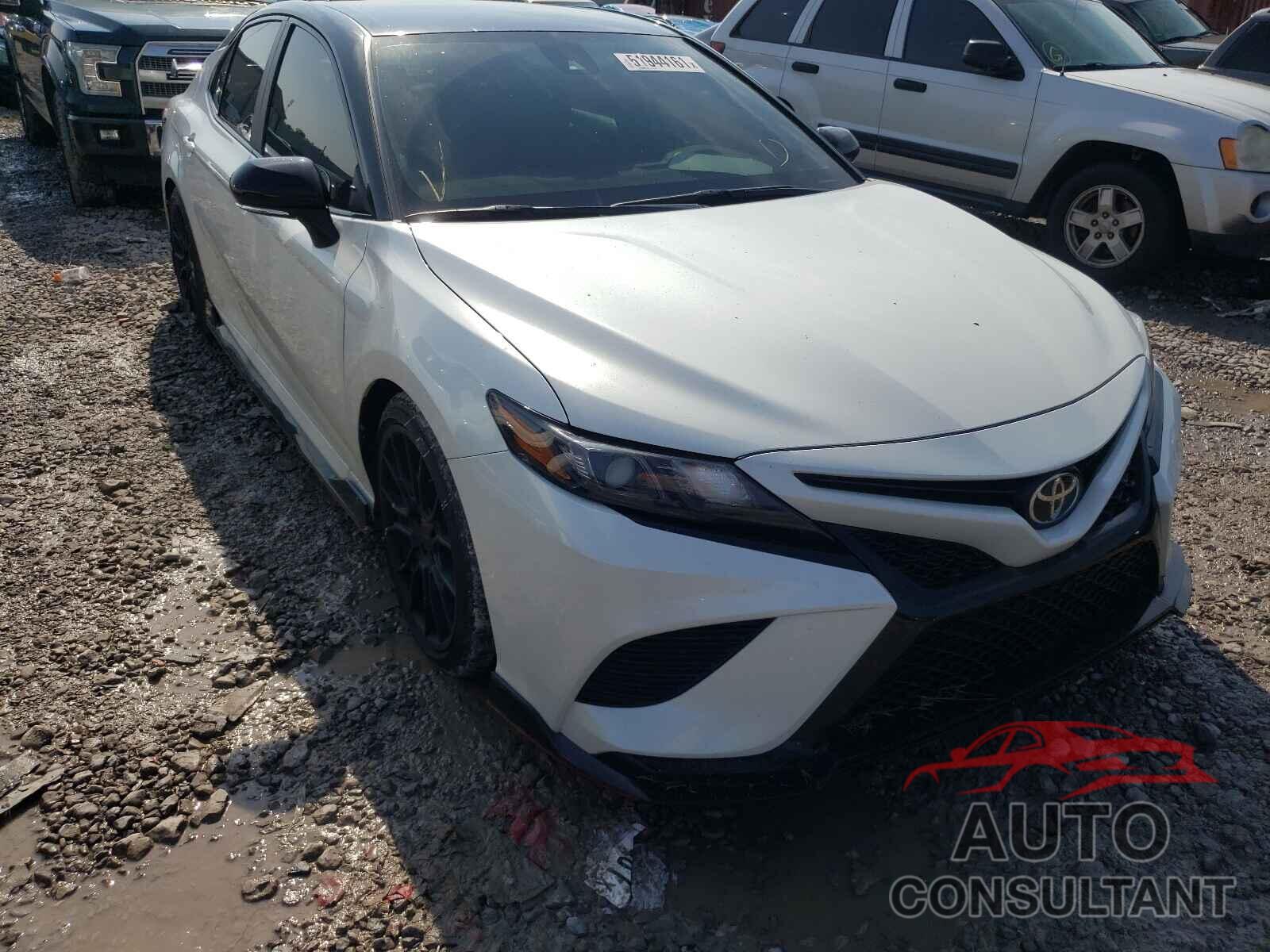 TOYOTA CAMRY 2021 - 4T1KZ1AK5MU056711
