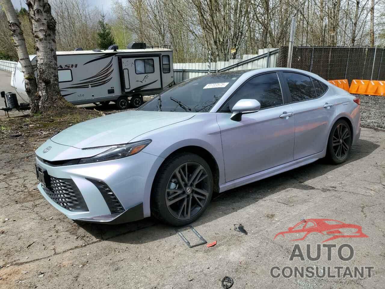 TOYOTA CAMRY 2025 - 4T1DBADKXSU001886