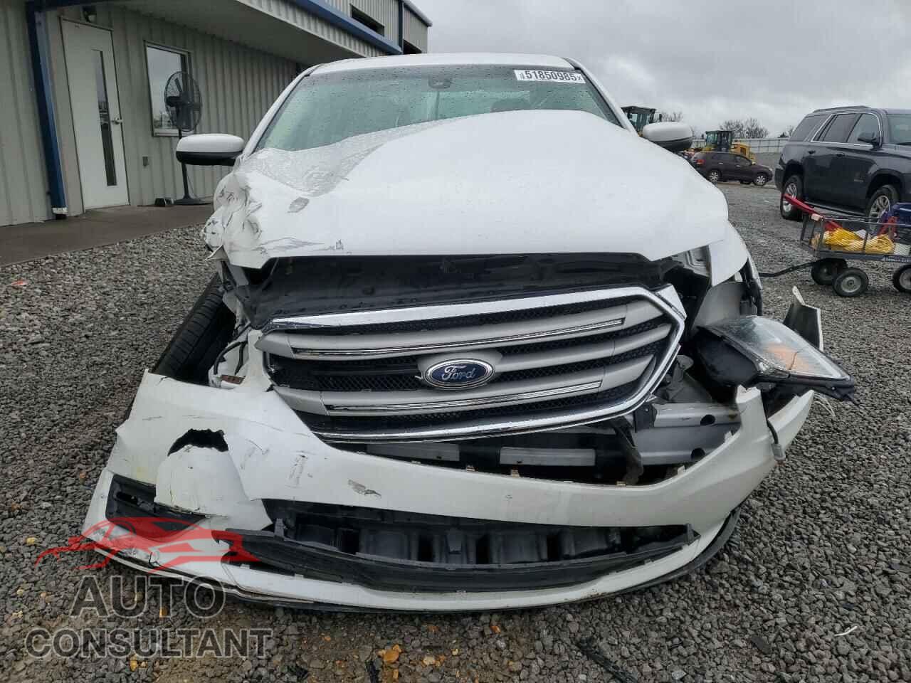 FORD TAURUS 2015 - 1FAHP2E87FG188031