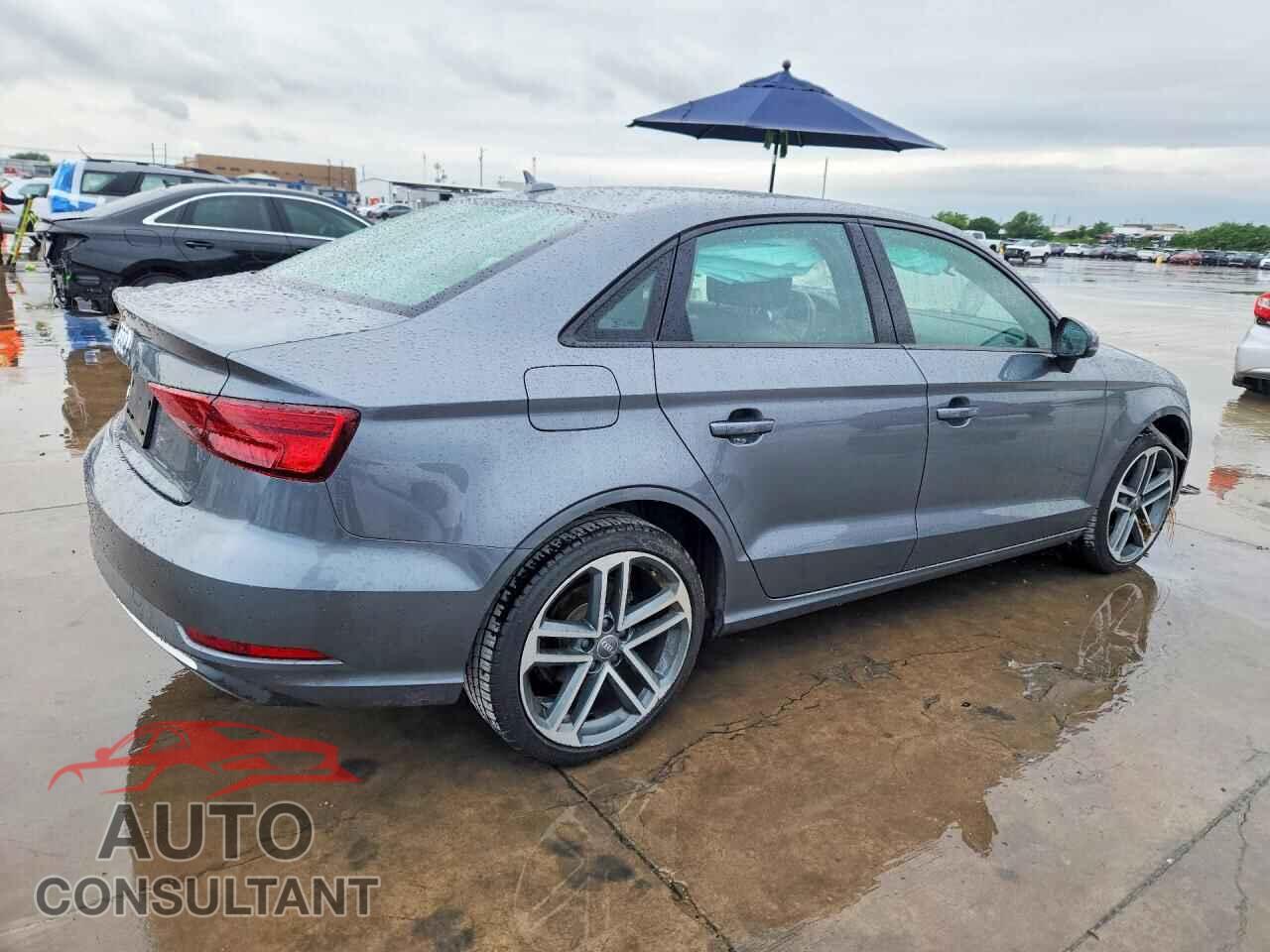 AUDI A3 2018 - WAUAUGFF4J1094955