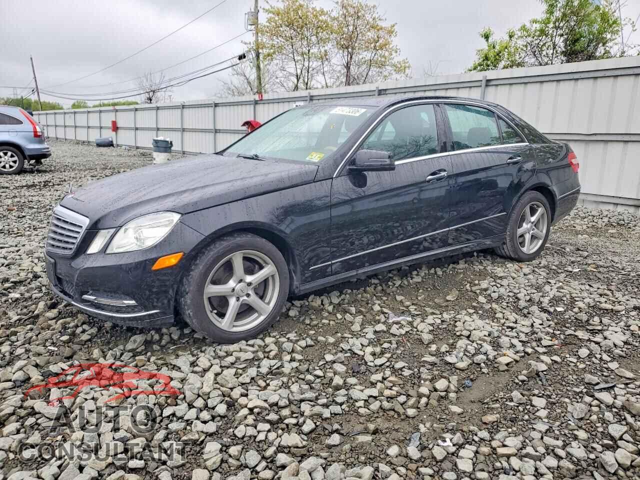 MERCEDES-BENZ E-CLASS 2013 - WDDHF8JB8DA710754