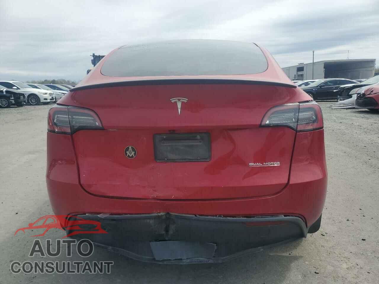 TESLA MODEL Y 2023 - 7SAYGDEF4PF960357