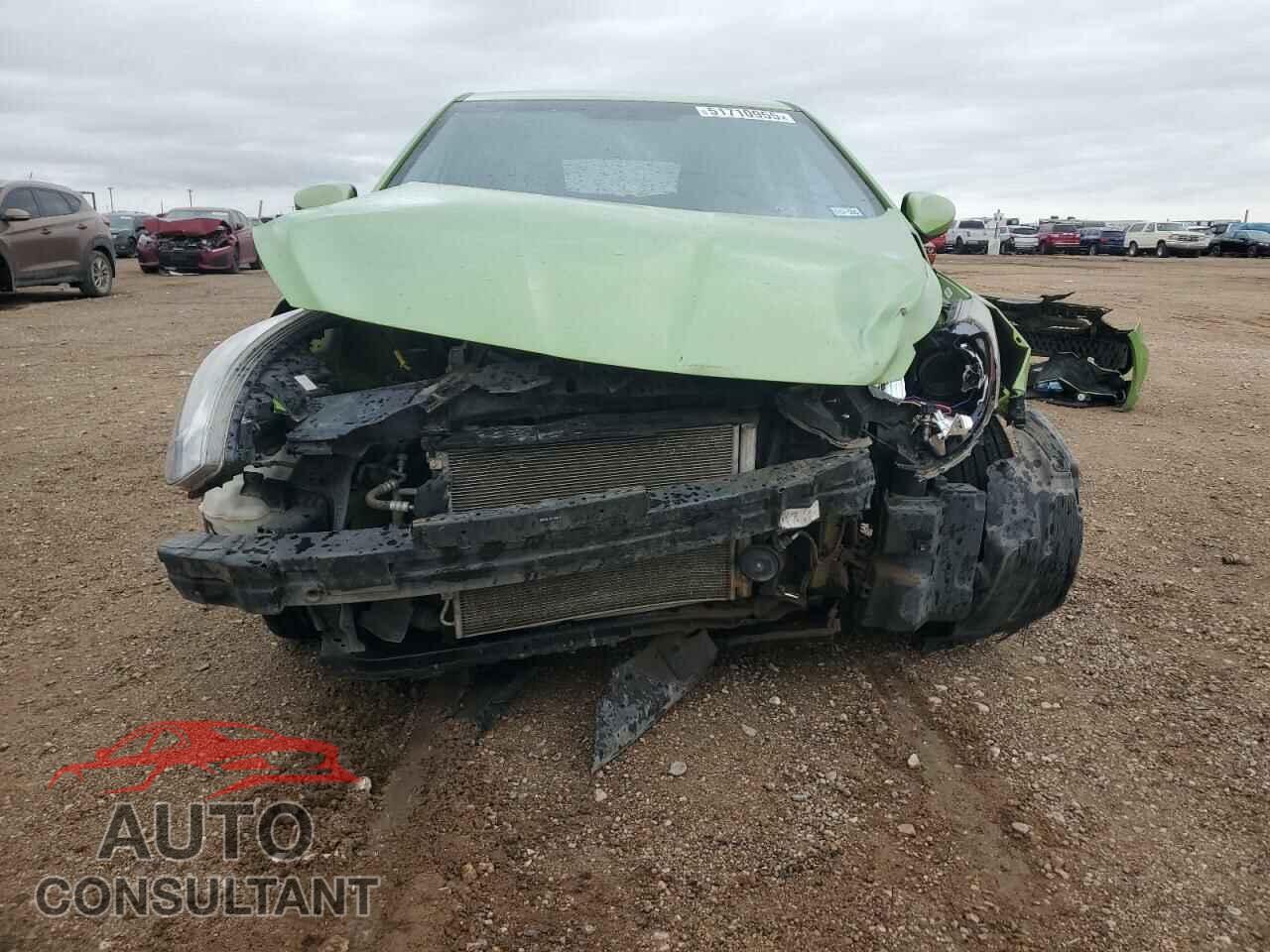 HYUNDAI ACCENT 2013 - KMHCT5AE2DU082223