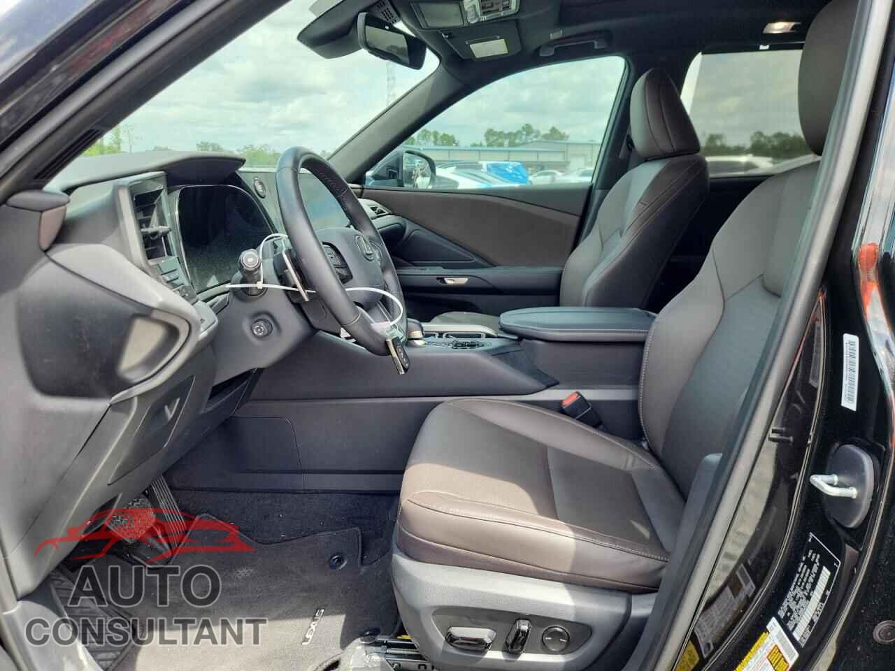 LEXUS UNKNOWN 2025 - 5TDAAAB66SS033190