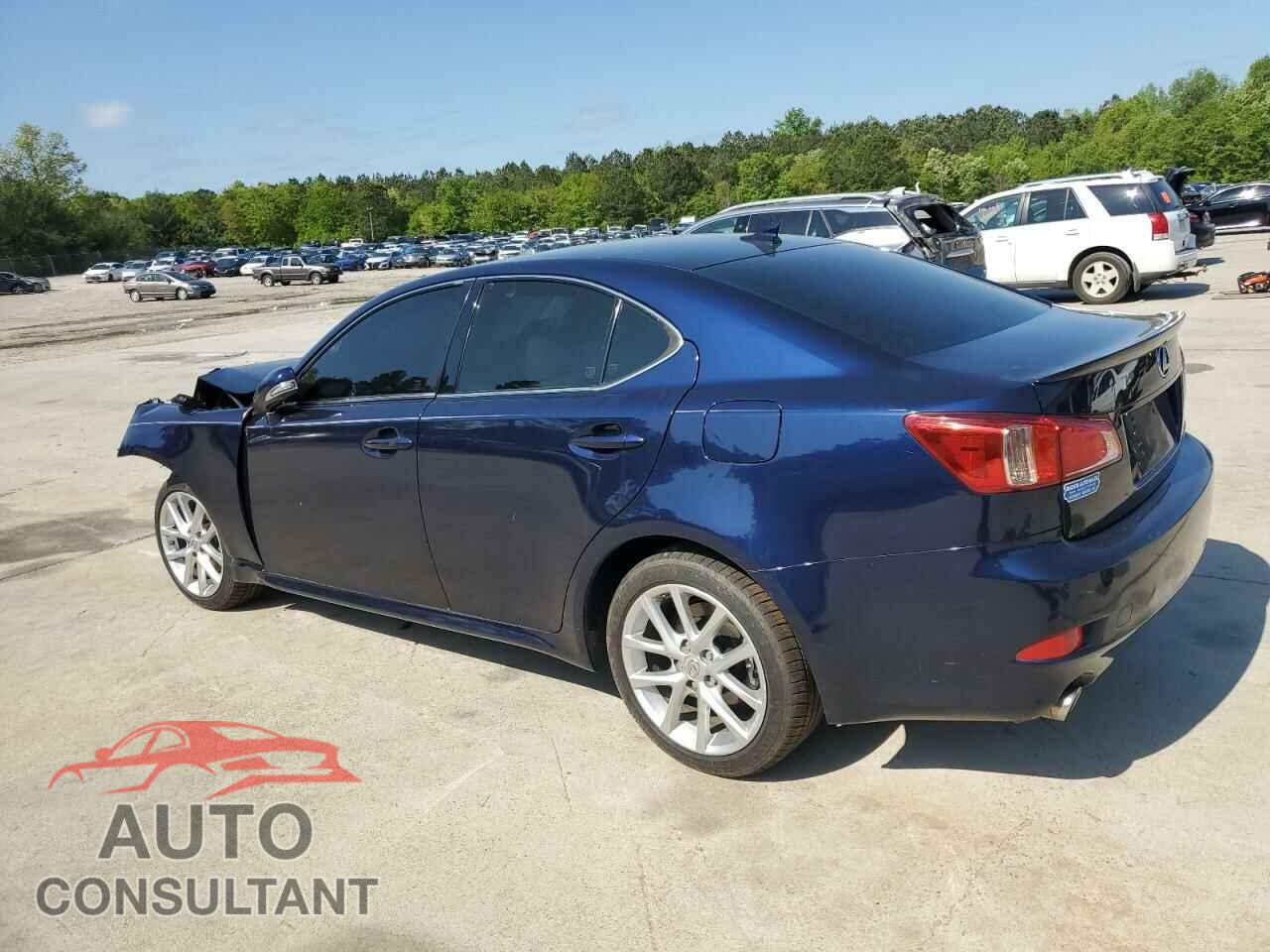 LEXUS IS 2011 - JTHCF5C24B5047624