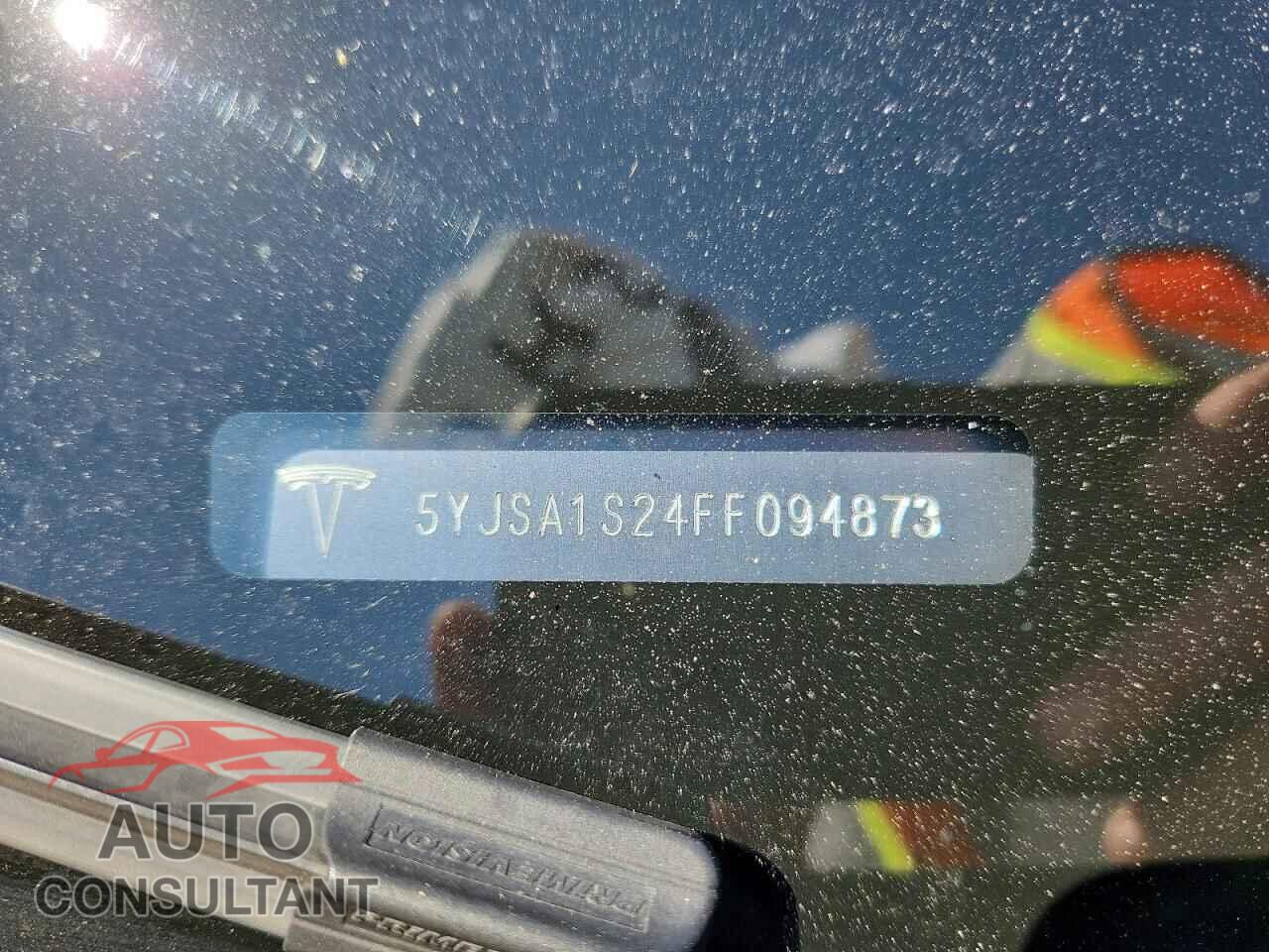 TESLA MODEL S 2015 - 5YJSA1S24FF094873