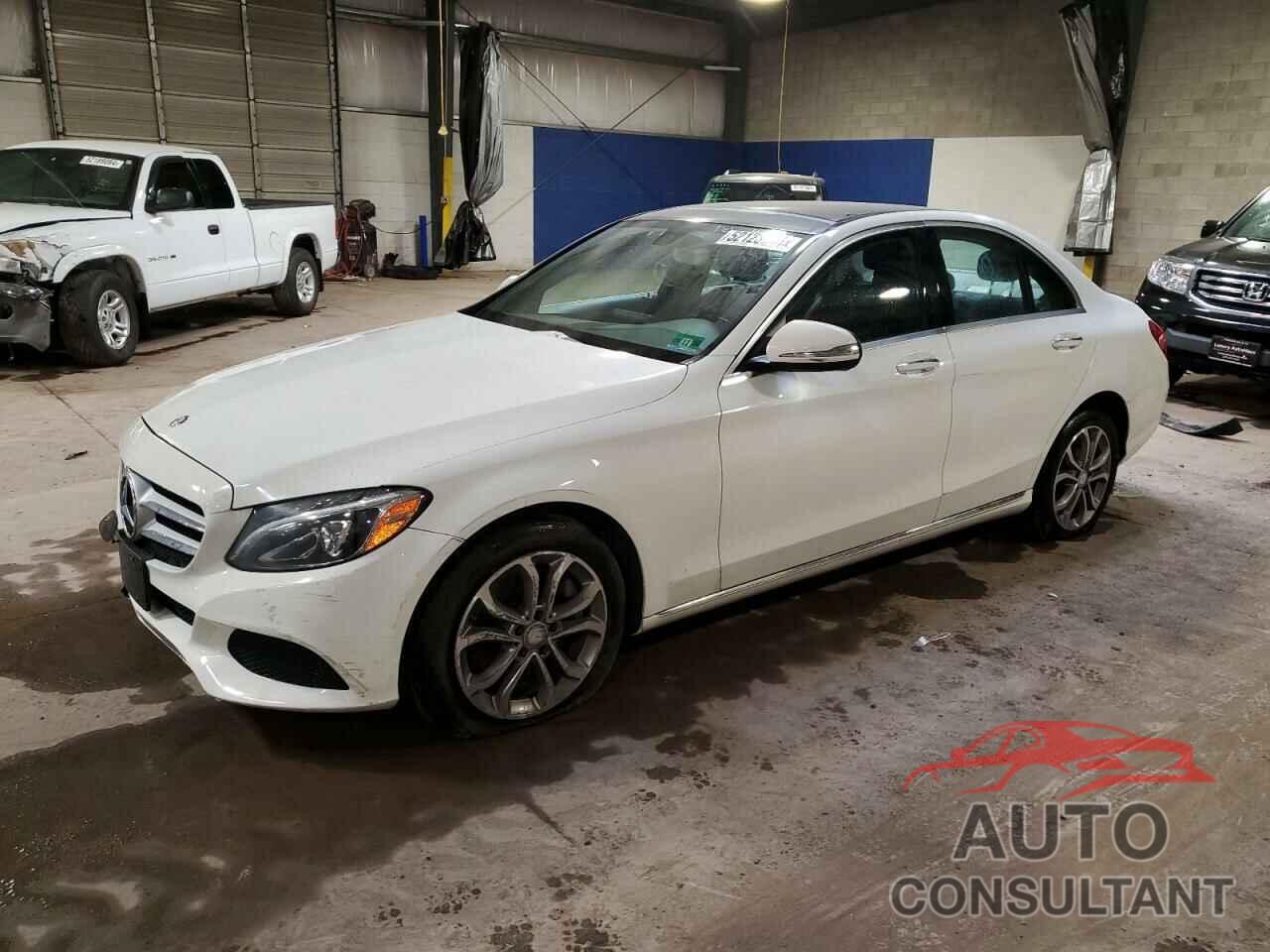 MERCEDES-BENZ C-CLASS 2016 - 55SWF4KB7GU104736