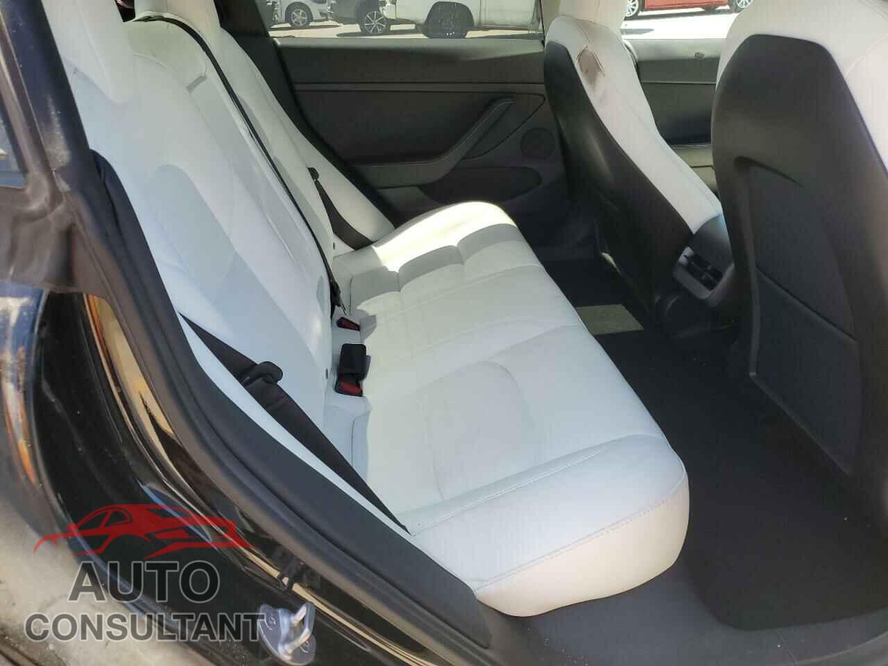 TESLA MODEL 3 2021 - 5YJ3E1EB2MF999937