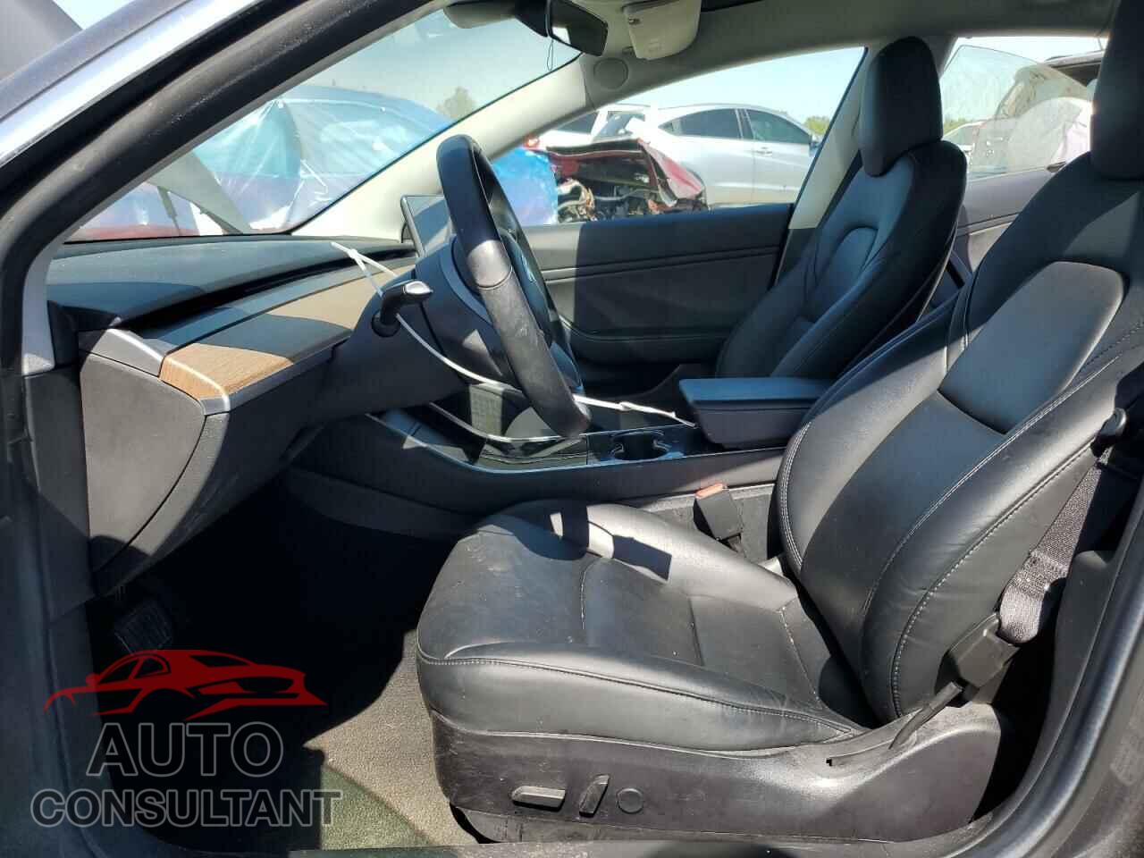 TESLA MODEL 3 2019 - 5YJ3E1EA7KF411180