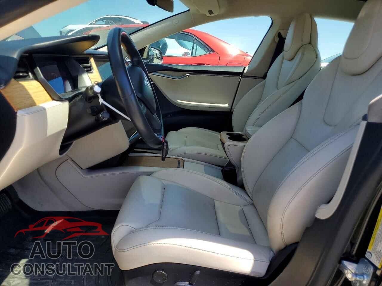 TESLA MODEL S 2019 - 5YJSA1E27KF309166