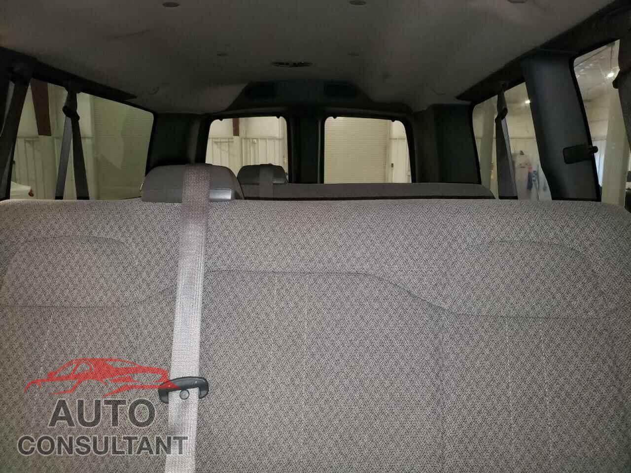 CHEVROLET EXPRESS 2010 - 1GNUGCD45A1176007