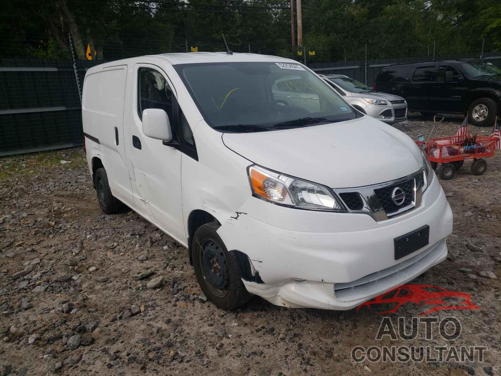 NISSAN NV 2017 - 3N6CM0KN4HK711437