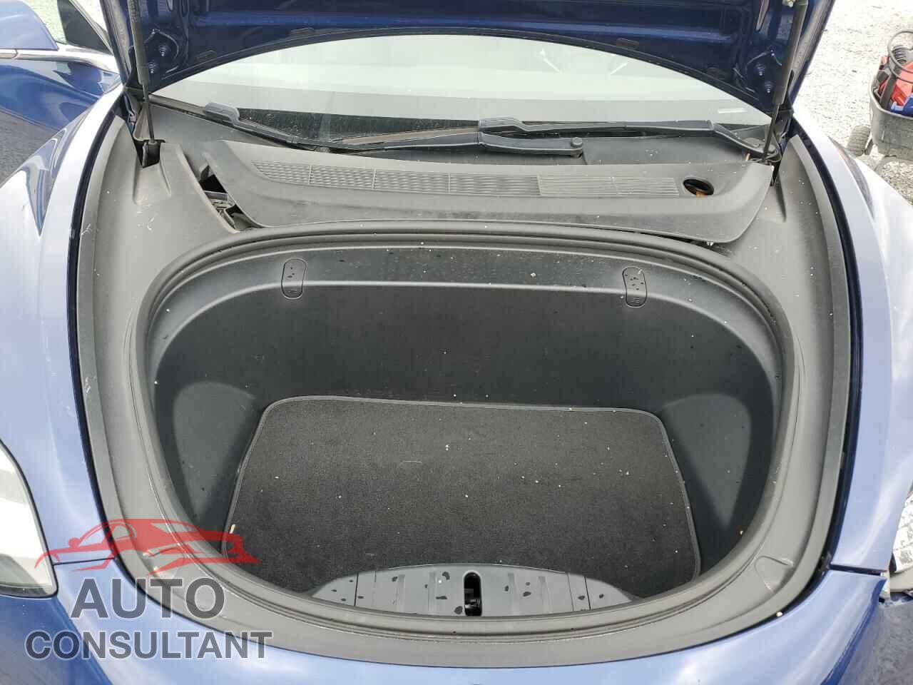TESLA MODEL 3 2018 - 5YJ3E1EB2JF094447