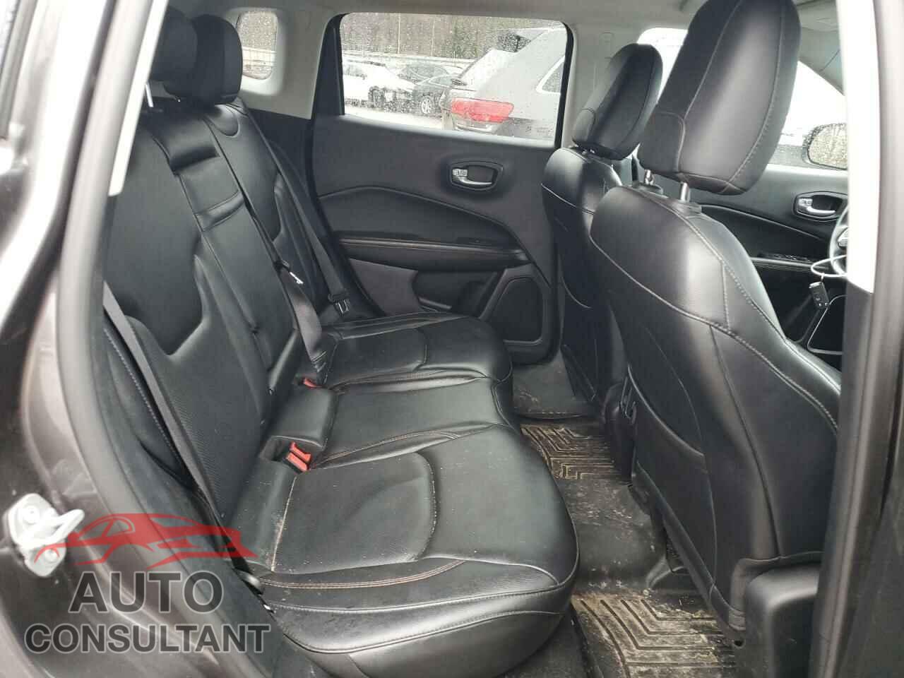 JEEP COMPASS 2018 - 3C4NJDCB9JT128524