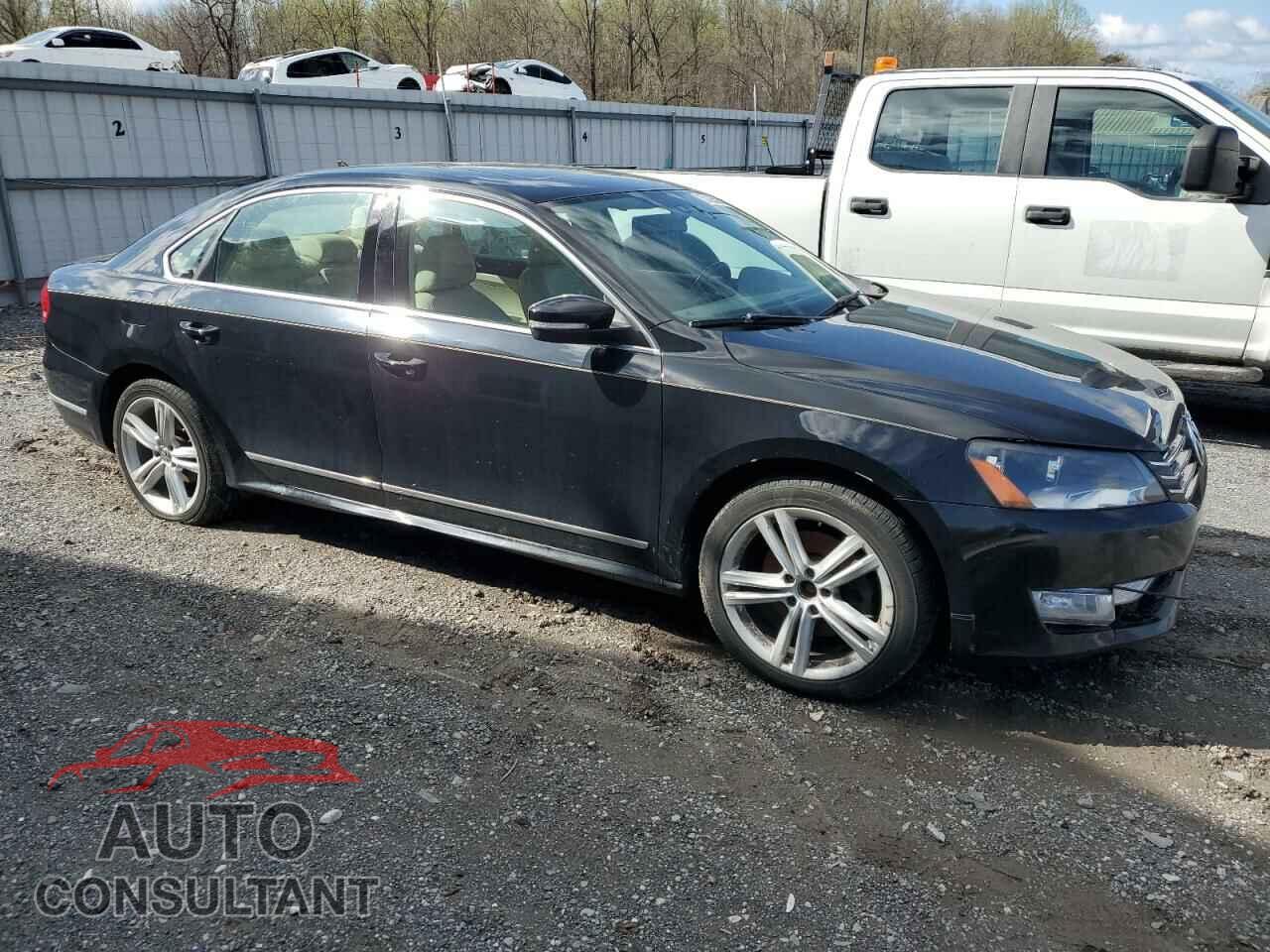 VOLKSWAGEN PASSAT 2014 - 1VWCT7A39EC004525