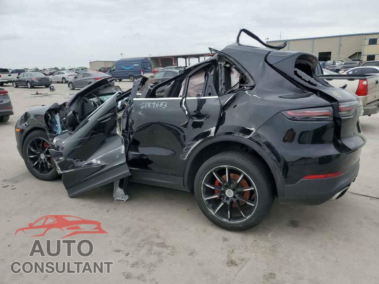 PORSCHE CAYENNE 2022 - WP1AA2AY2NDA03689
