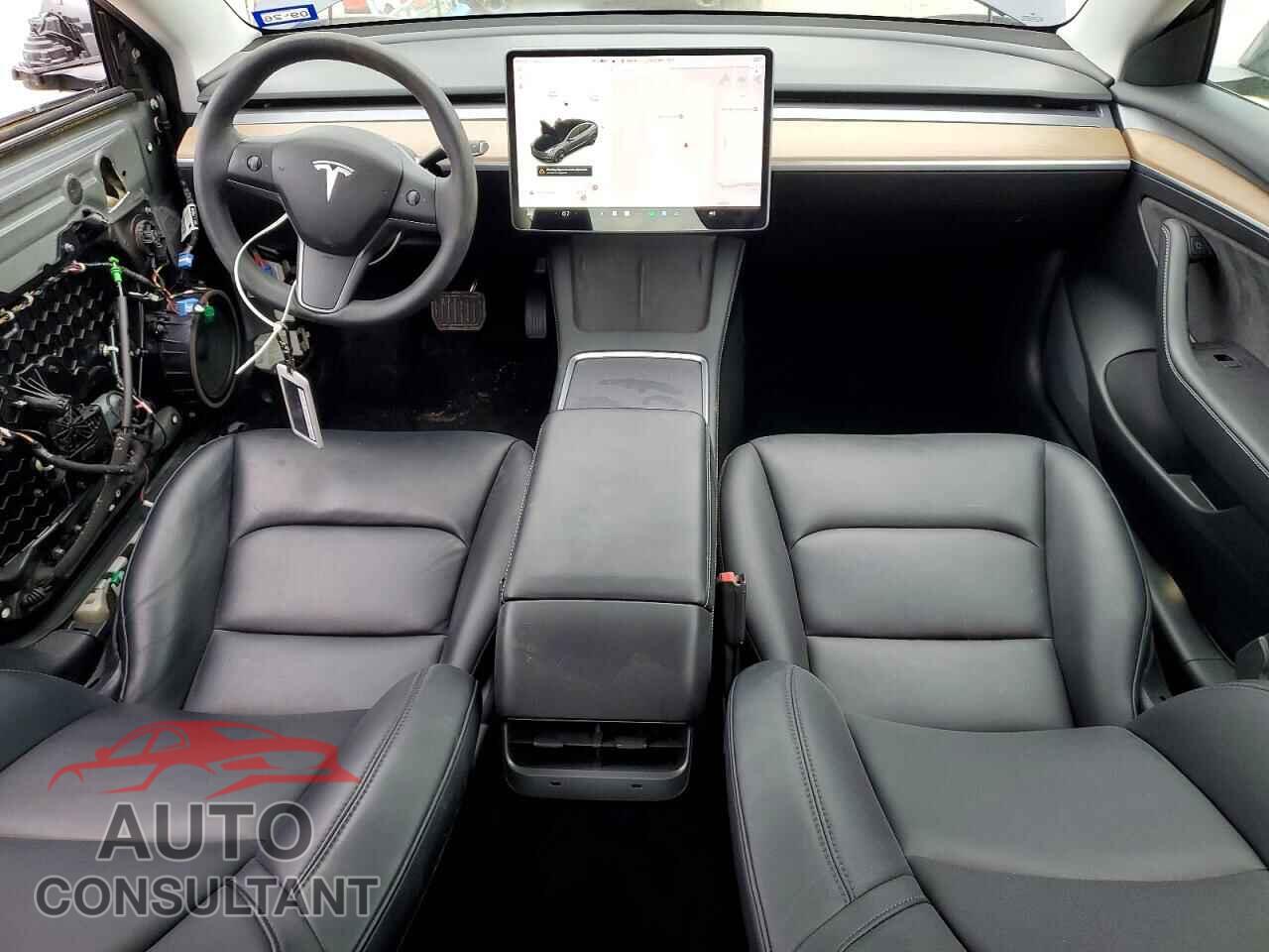 TESLA MODEL 3 2021 - 5YJ3E1EA8MF094688