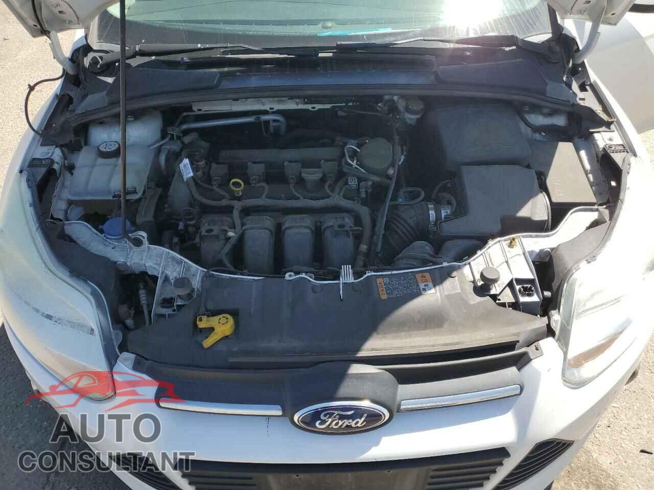 FORD FOCUS 2012 - 1FAHP3F22CL366947