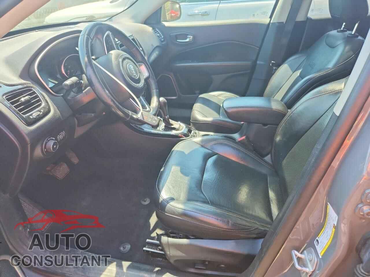 JEEP COMPASS 2019 - 3C4NJDCB9KT767858