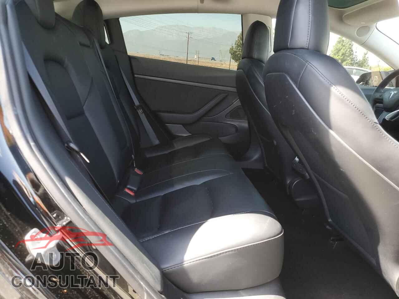 TESLA MODEL 3 2020 - 5YJ3E1EA4LF803387