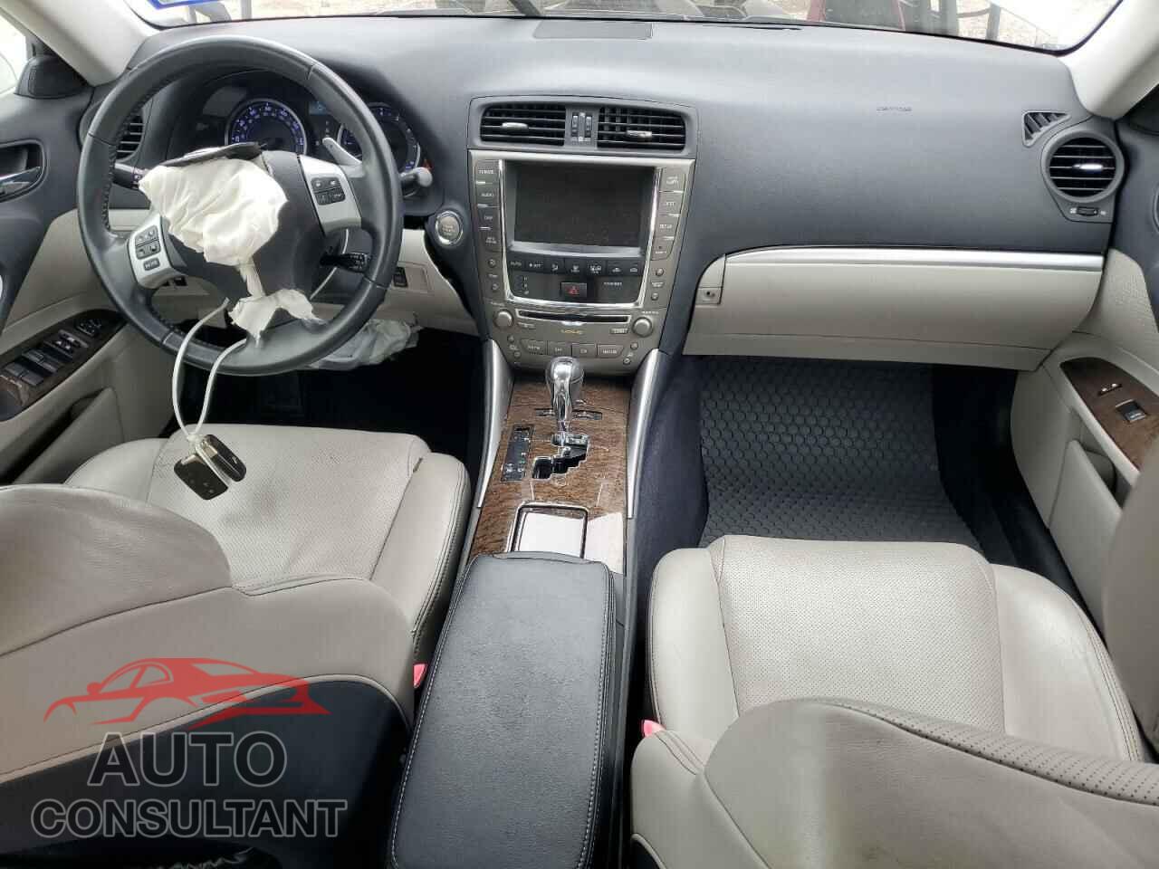 LEXUS IS 2012 - JTHBF5C23C5179013