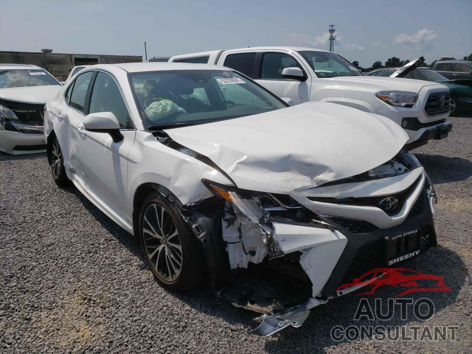 TOYOTA CAMRY 2020 - 4T1G11AK9LU996070