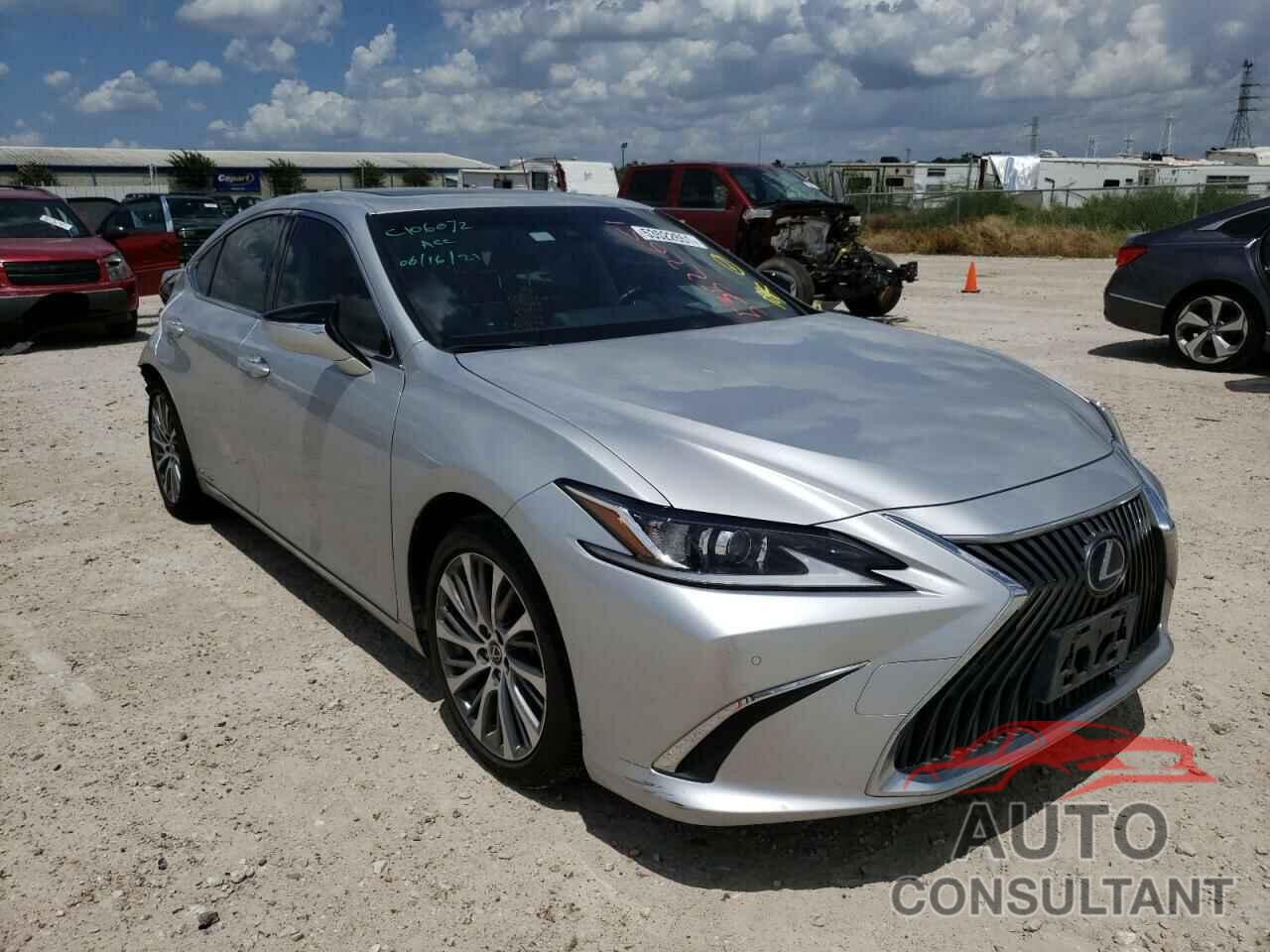 LEXUS ES300 2019 - JTHB21B14K2035869