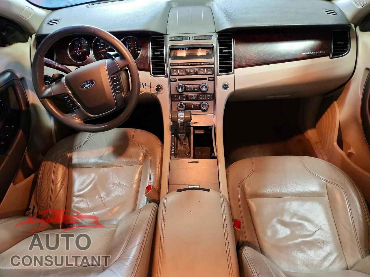 FORD TAURUS 2010 - 1FAHP2EW7AG135711