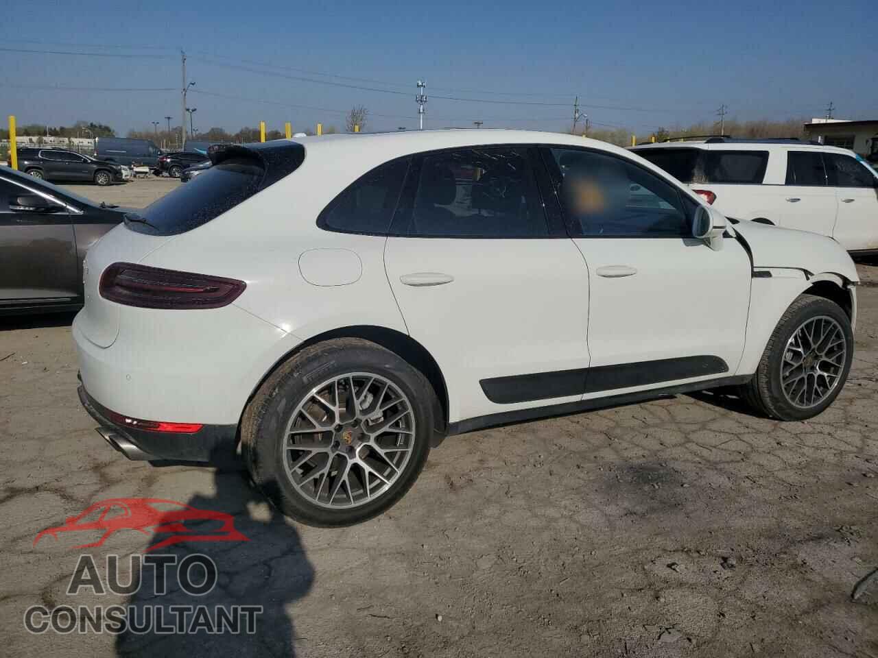 PORSCHE MACAN 2016 - WP1AB2A52GLB55645