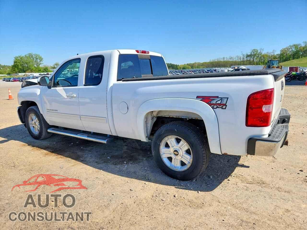 CHEVROLET SILVERADO 2011 - 1GCRKSE36BZ310328
