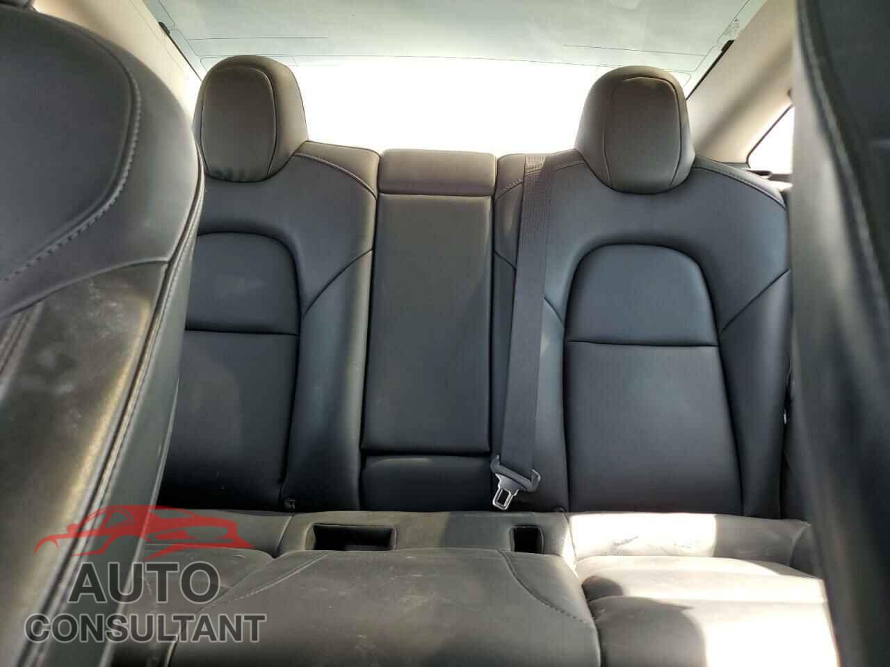 TESLA MODEL 3 2020 - 5YJ3E1EB8LF800808