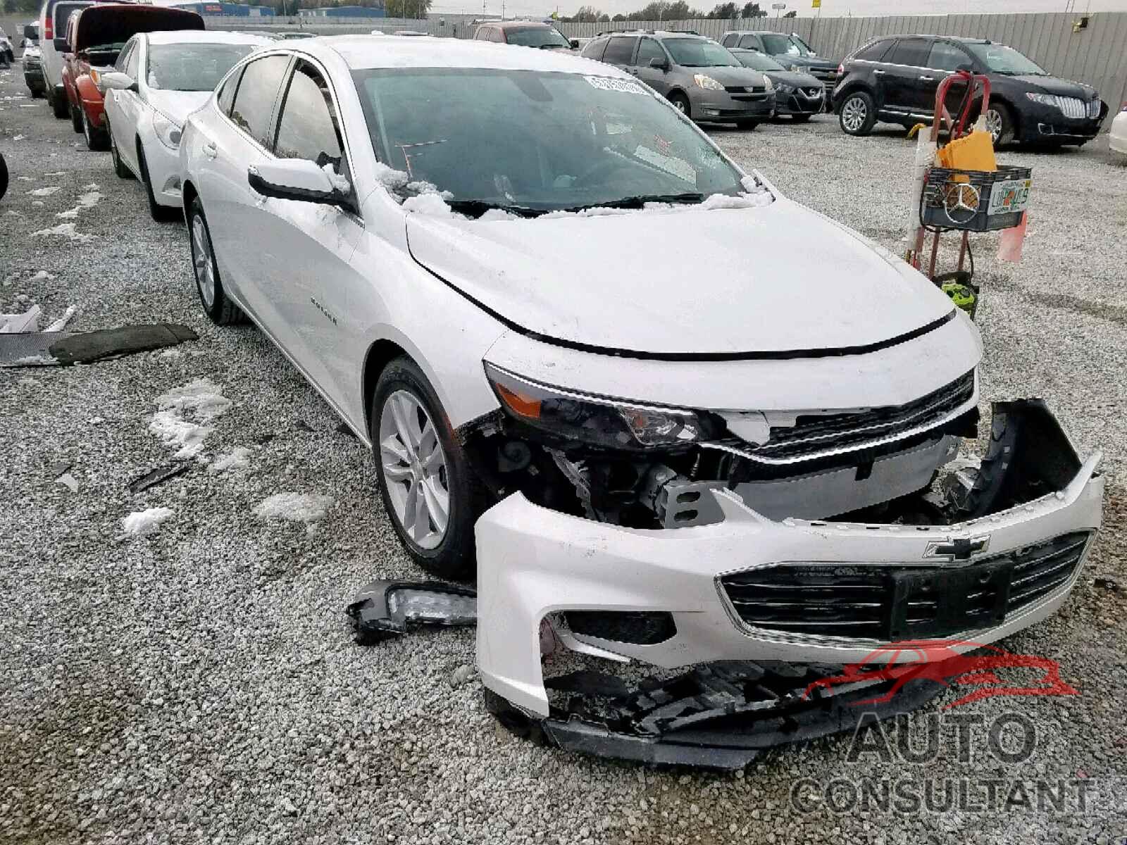 CHEVROLET MALIBU 2017 - 1G1ZE5ST9HF111242