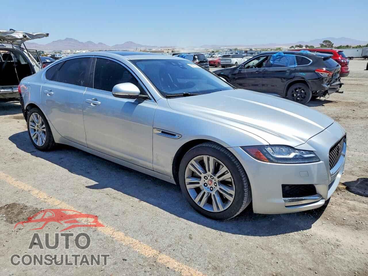 JAGUAR XF 2017 - SAJBD4BV7HCY27230