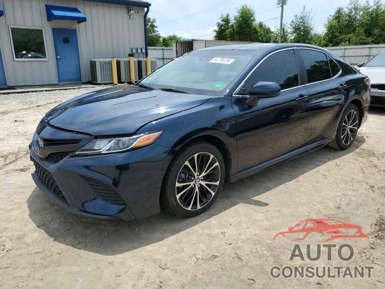 TOYOTA CAMRY 2018 - 4T1B11HK9JU587662