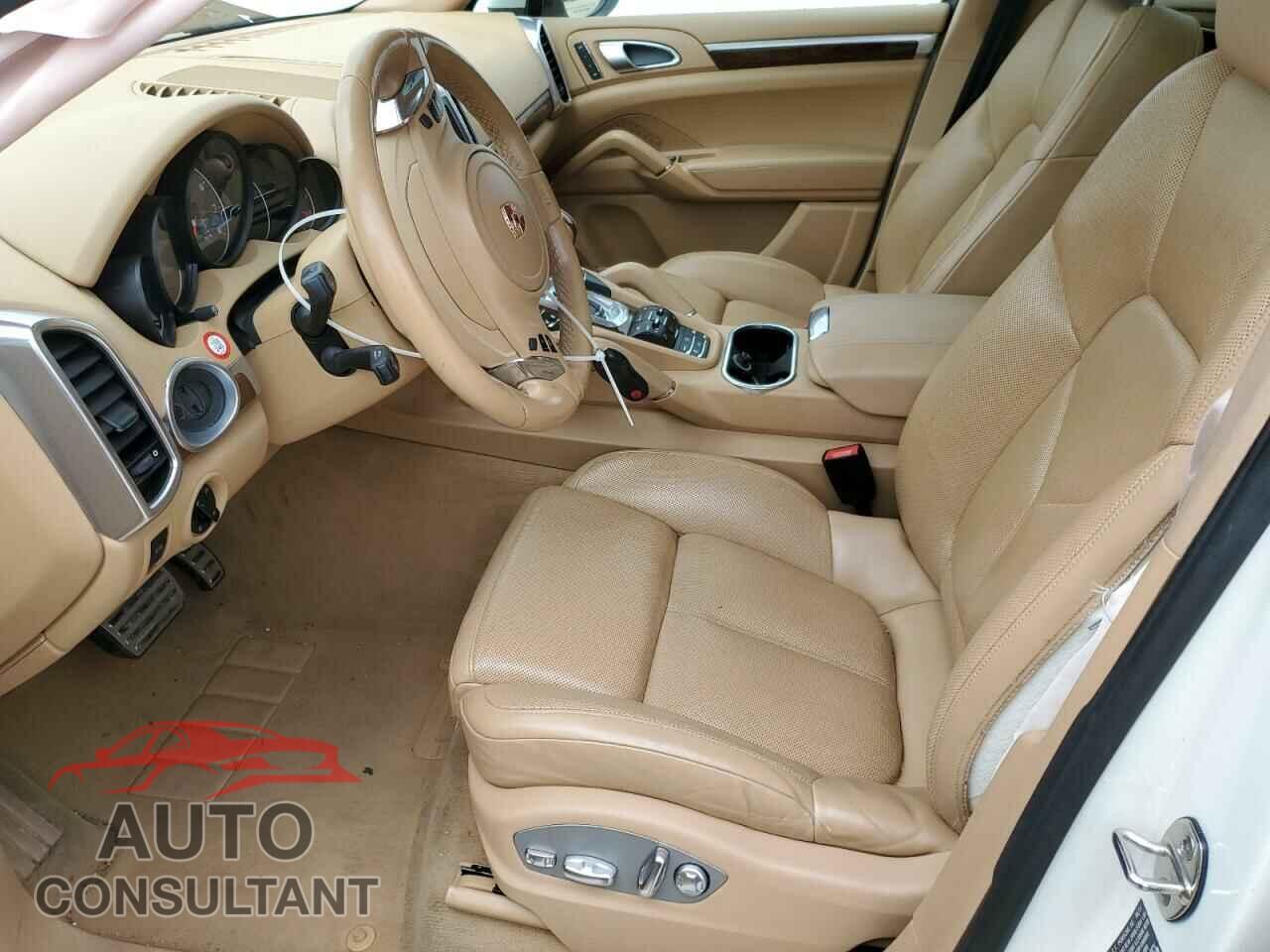 PORSCHE CAYENNE 2012 - WP1AB2A28CLA41231