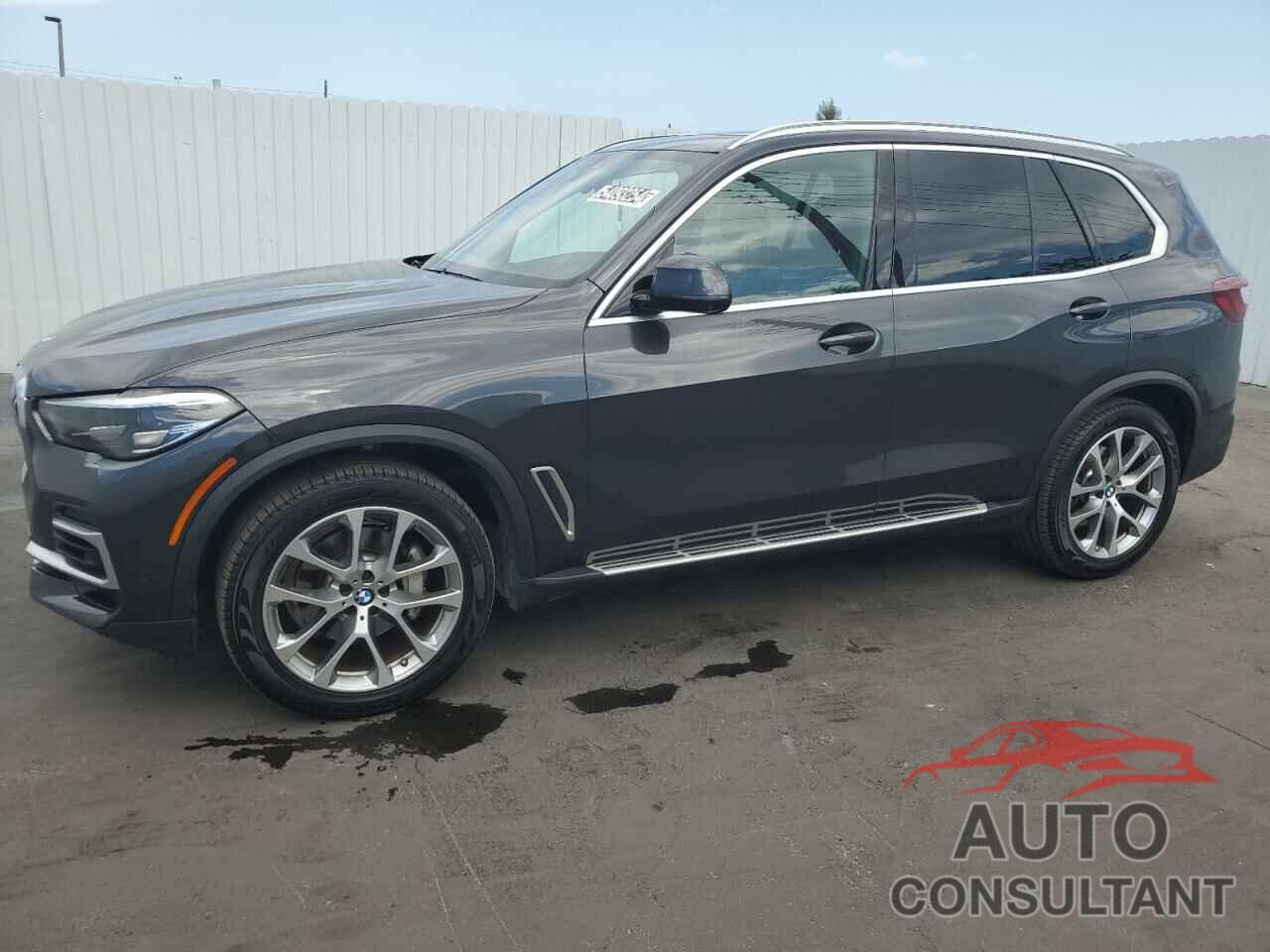 BMW X5 2023 - 5UXCR6C05P9P90238