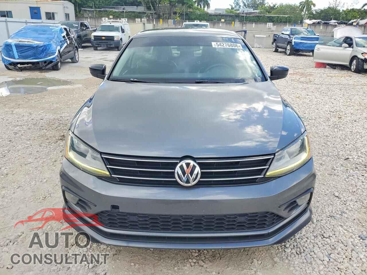 VOLKSWAGEN JETTA 2018 - 3VWDB7AJ9JM222964