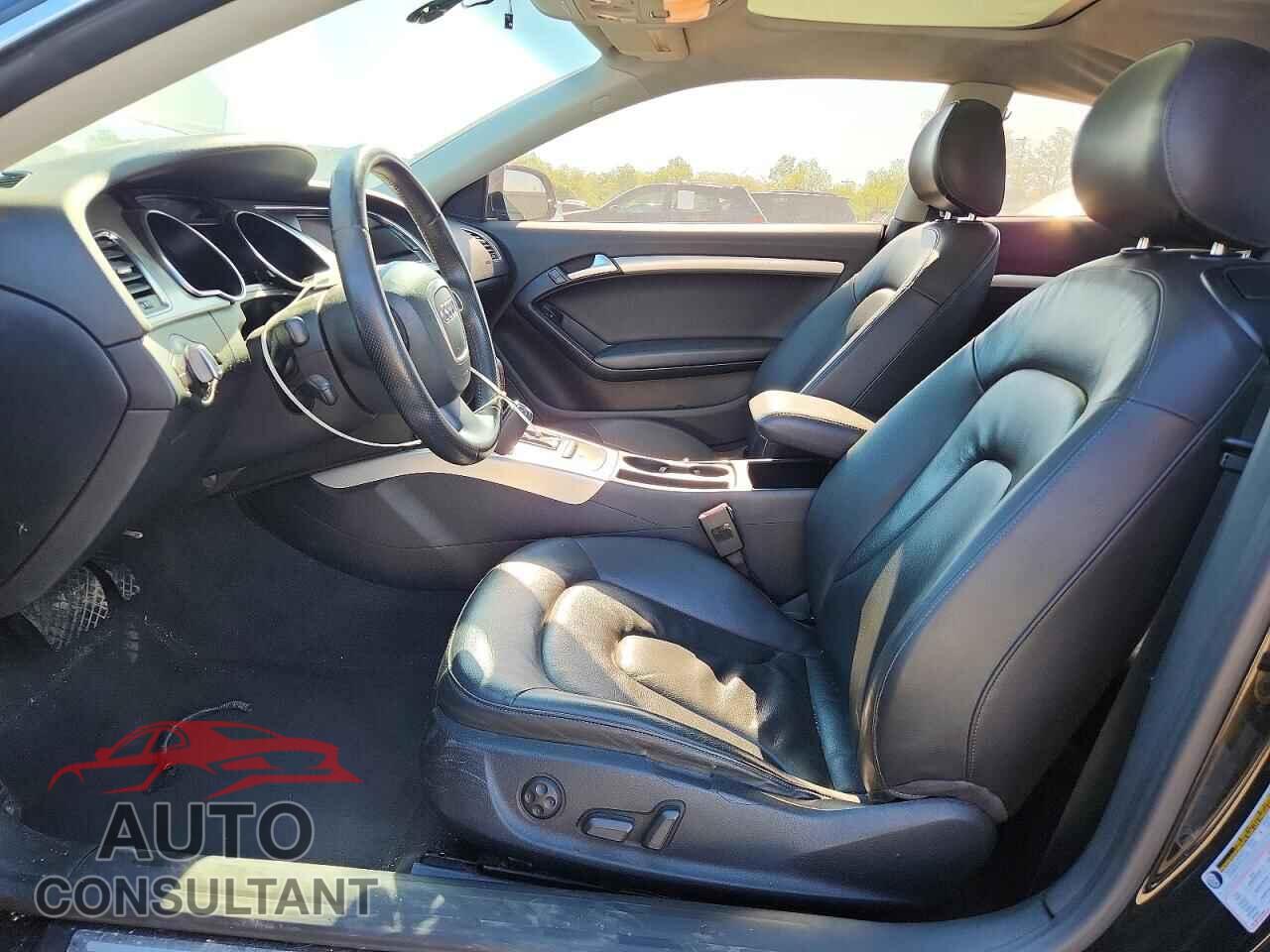 AUDI A5 2010 - WAULFAFRXAA031367