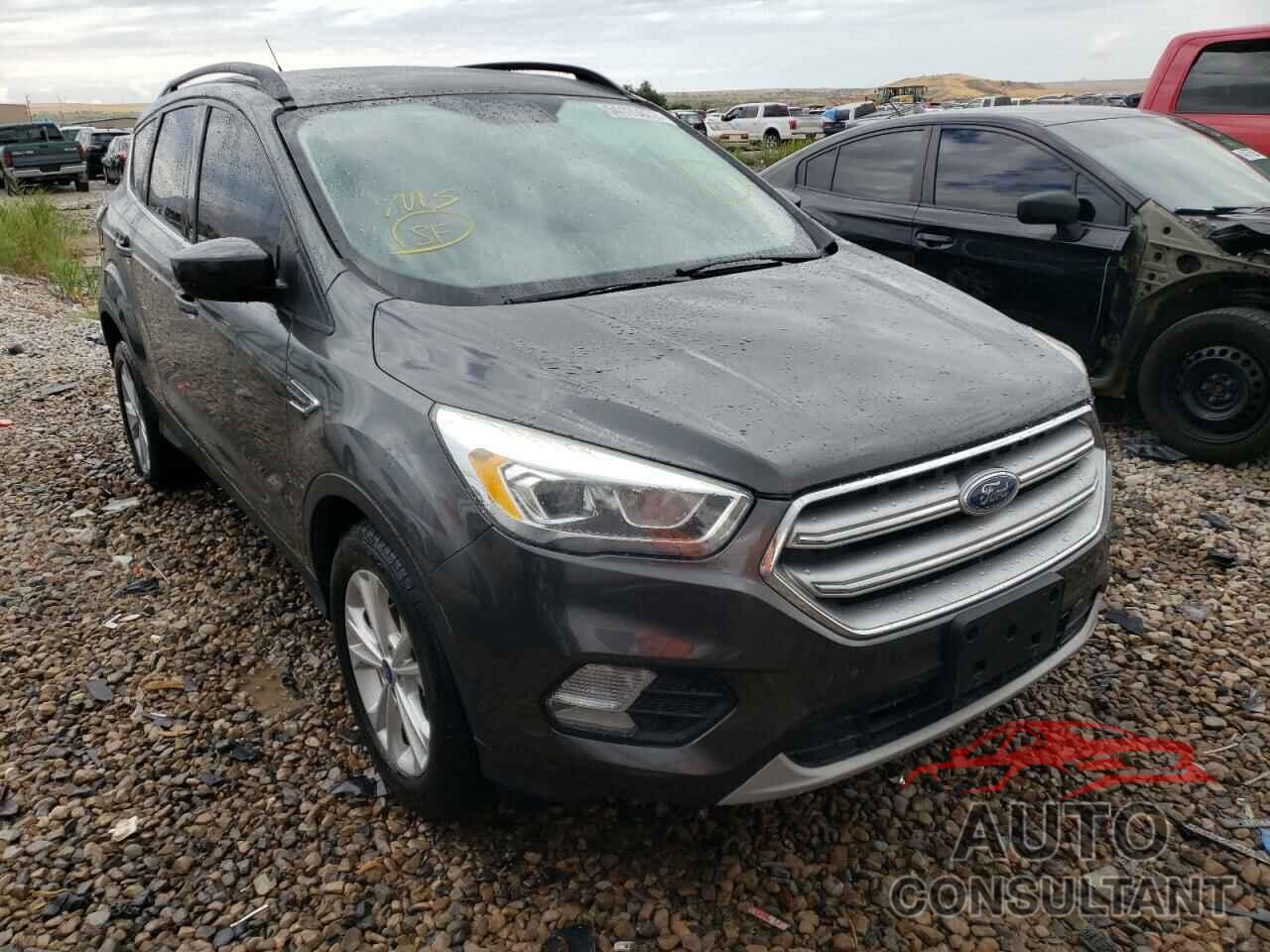 FORD ESCAPE 2017 - 1FMCU9G93HUA38901
