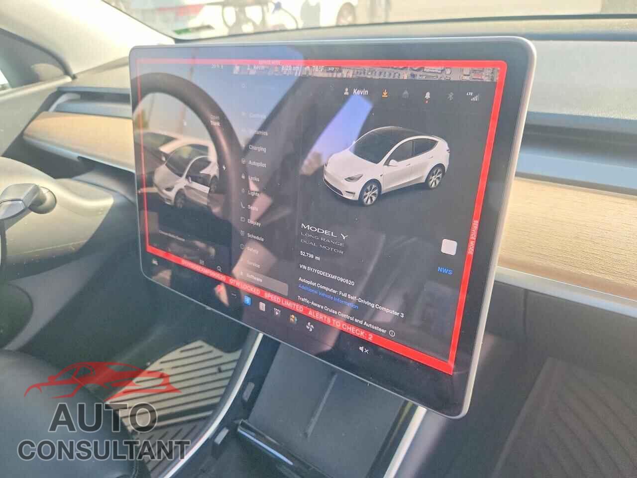 TESLA MODEL Y 2021 - 5YJYGDEEXMF090520