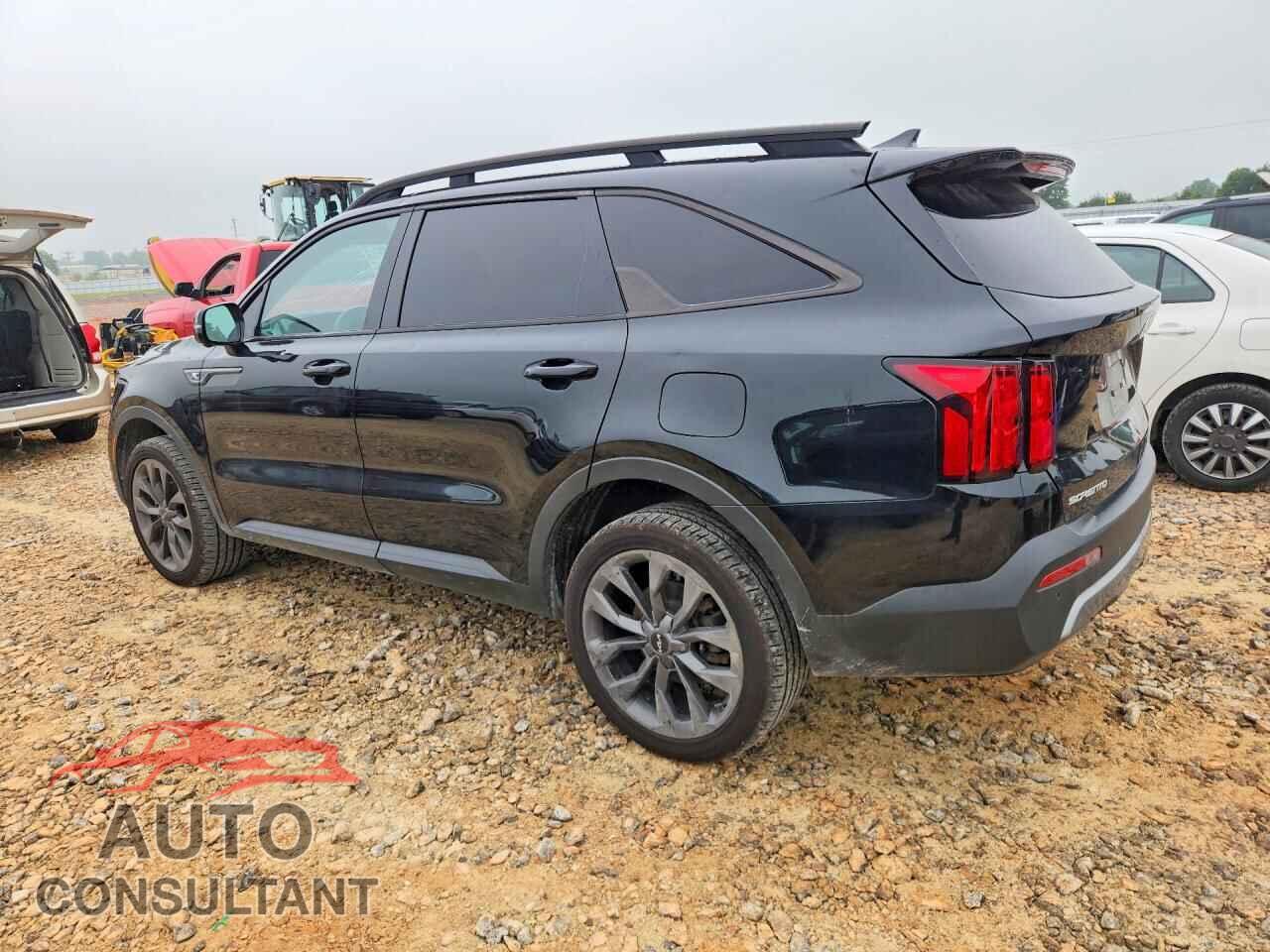 KIA SORENTO 2023 - 5XYRKDLF8PG169048