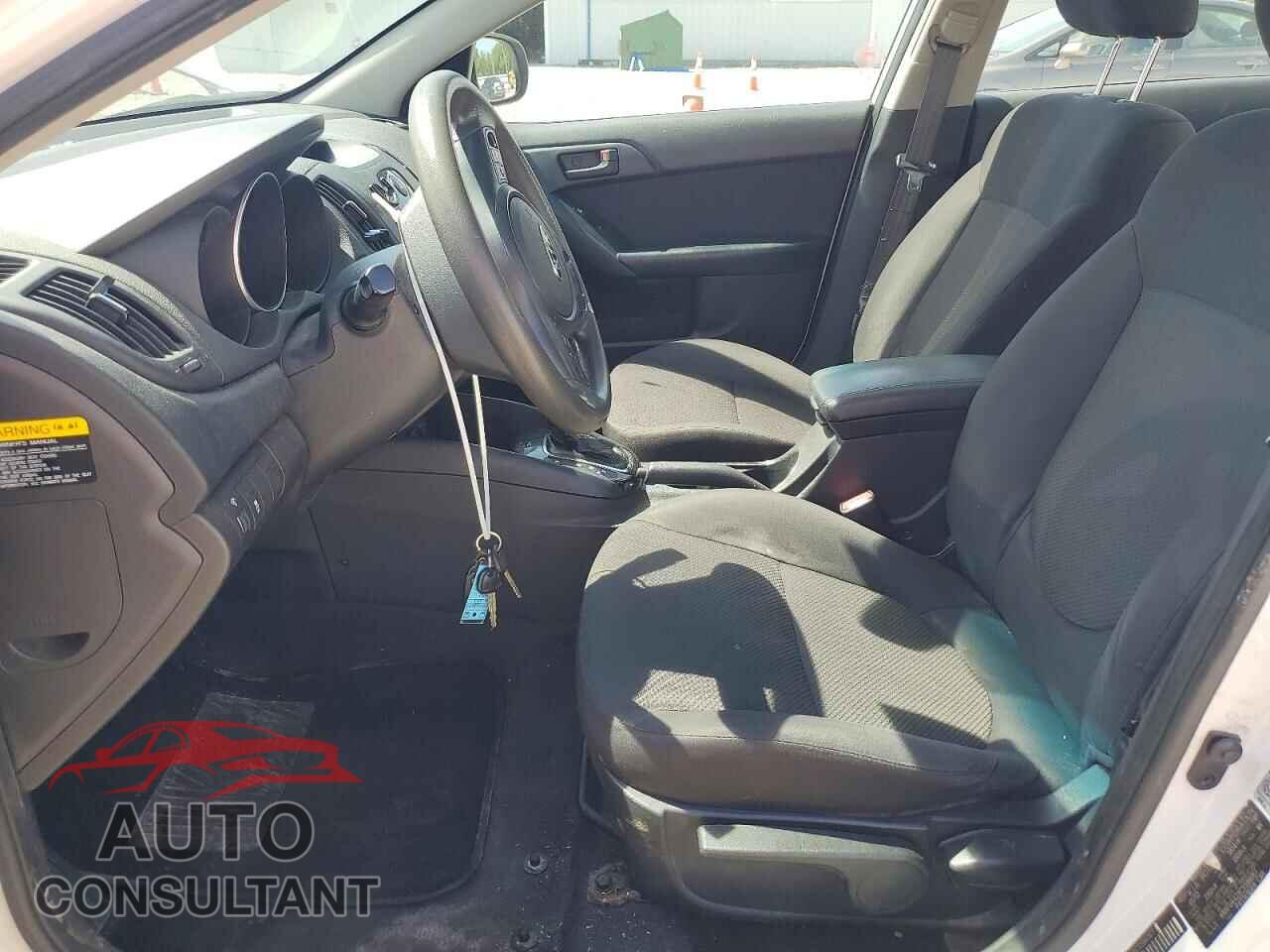 KIA FORTE 2012 - KNAFU4A28C5586067