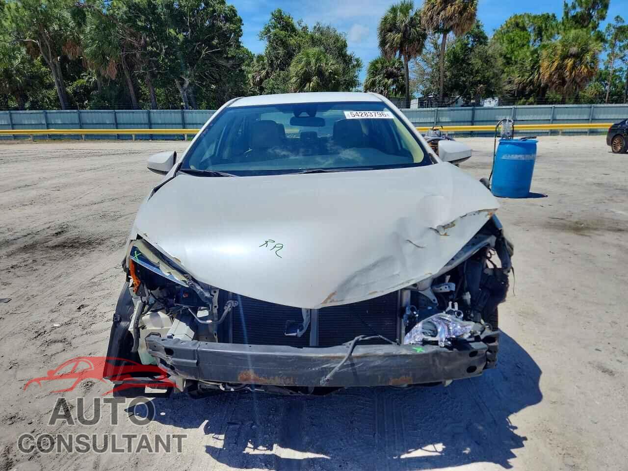TOYOTA COROLLA 2017 - 5YFBURHE7HP699131