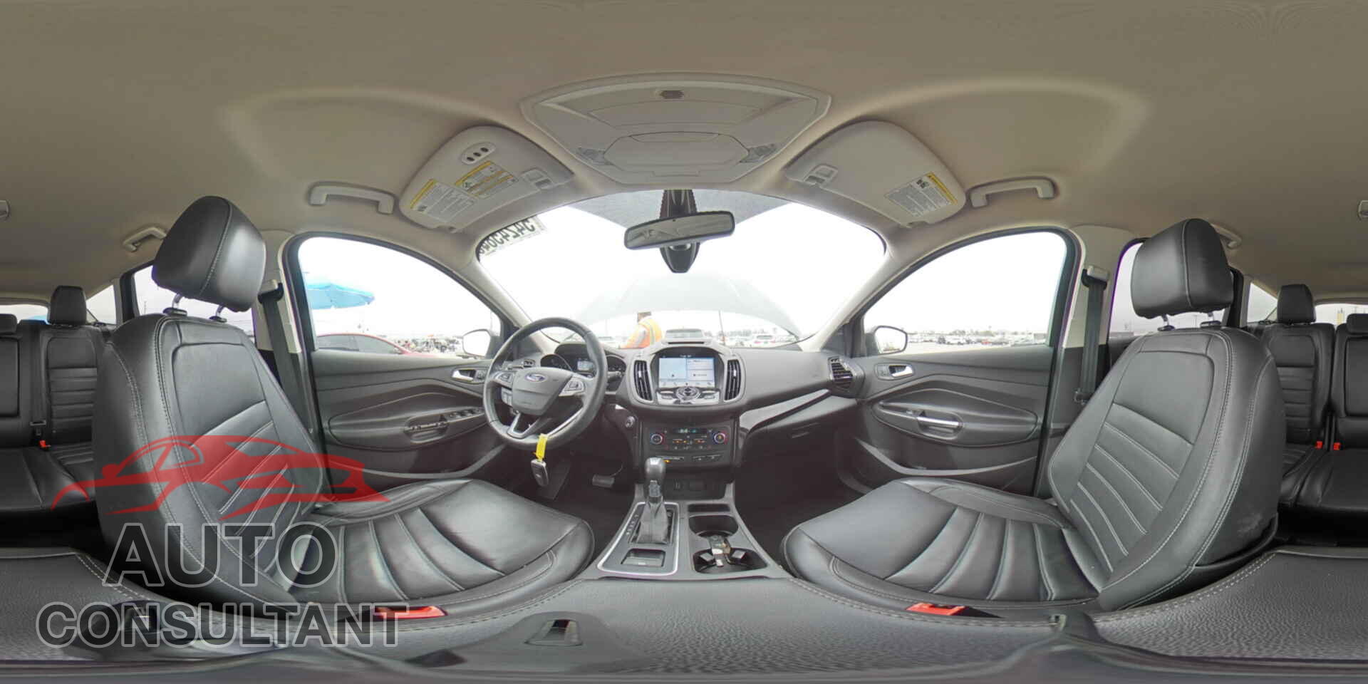 FORD ESCAPE 2017 - 1FMCU0J96HUD11933