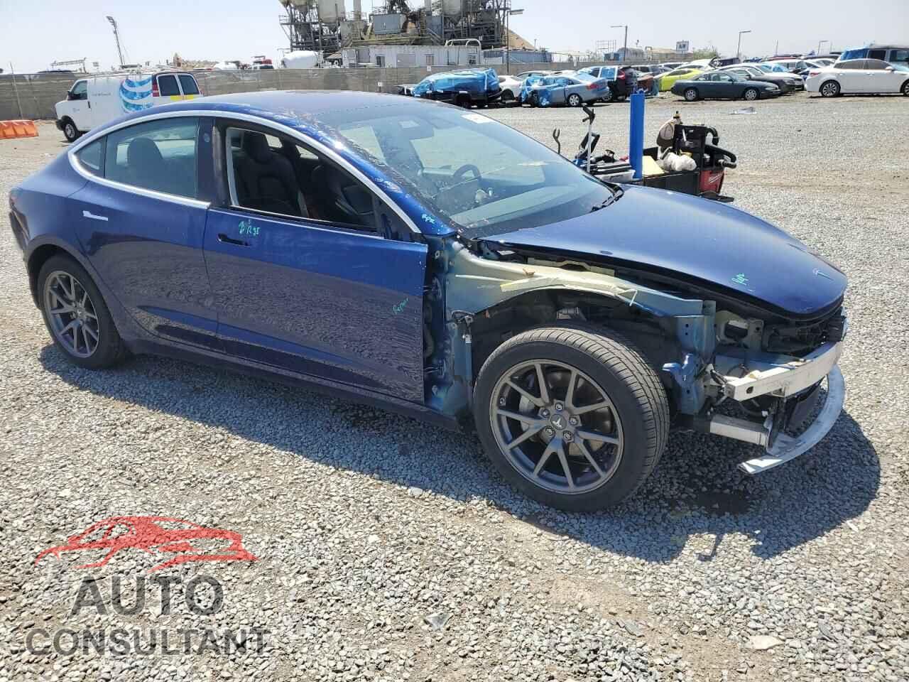 TESLA MODEL 3 2018 - 5YJ3E1EB8JF090094